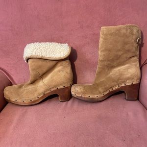UGG Australia Lynnea sheepskin winter boots women’s size 8 brown suede leather